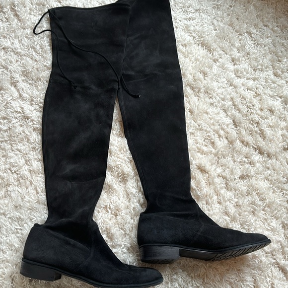 Stuart Weitzman Lowland Black Suede Boots - Picture 7 of 11